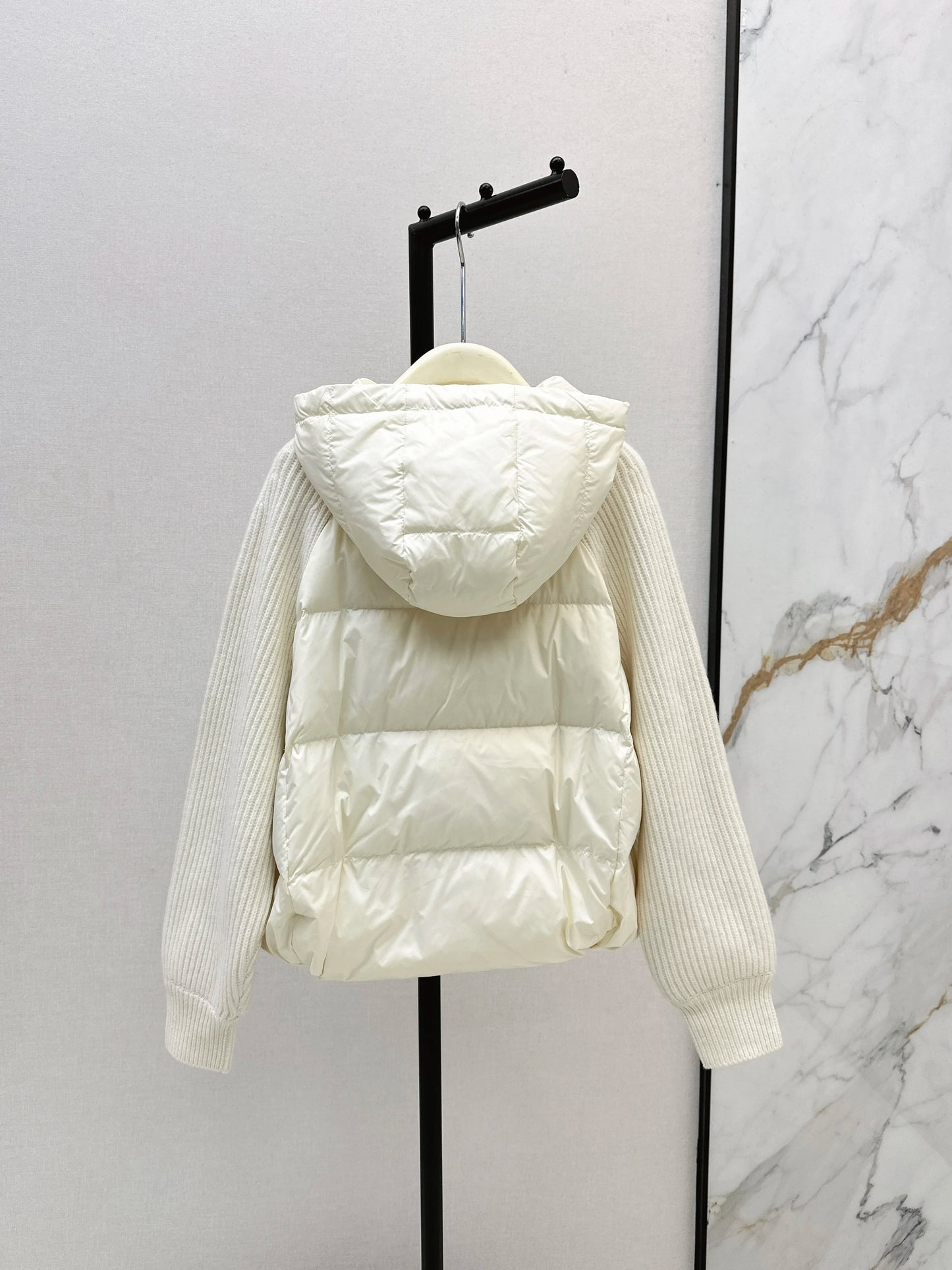 2025 autumn and winter new women's down jacket warm knitted patchwork hooded patchwork wool sleeves down jacket