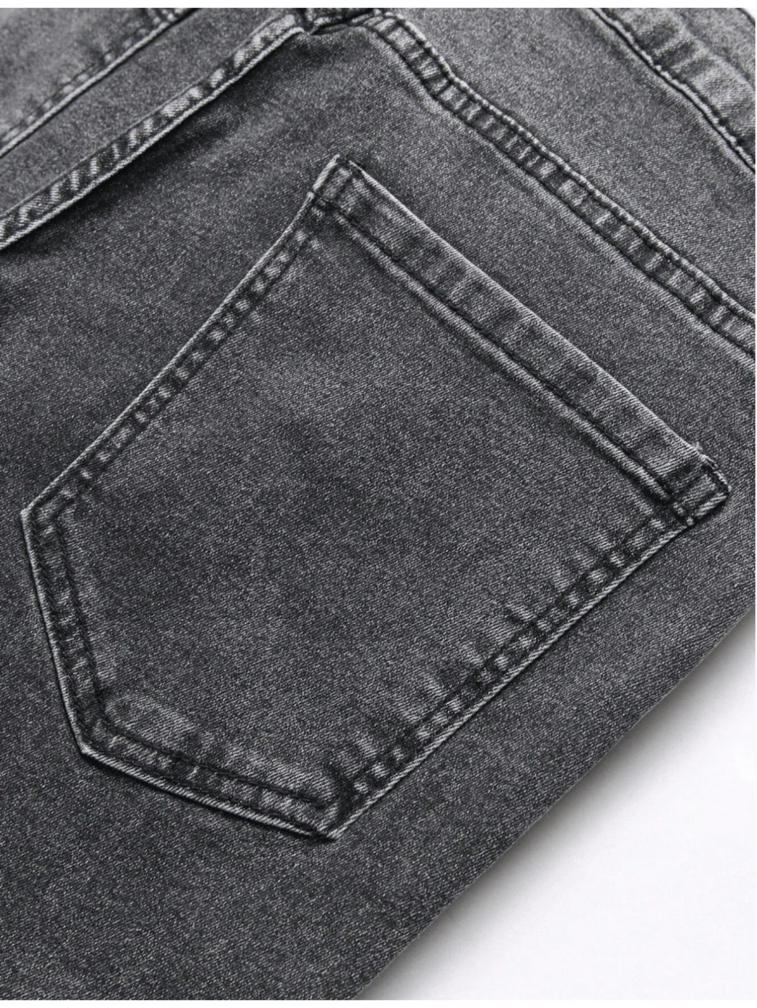 Men's Straight-Leg Streetwear Jeans in Raw Denim Featuring Five Pockets and Mid-Rise Stretch Durability