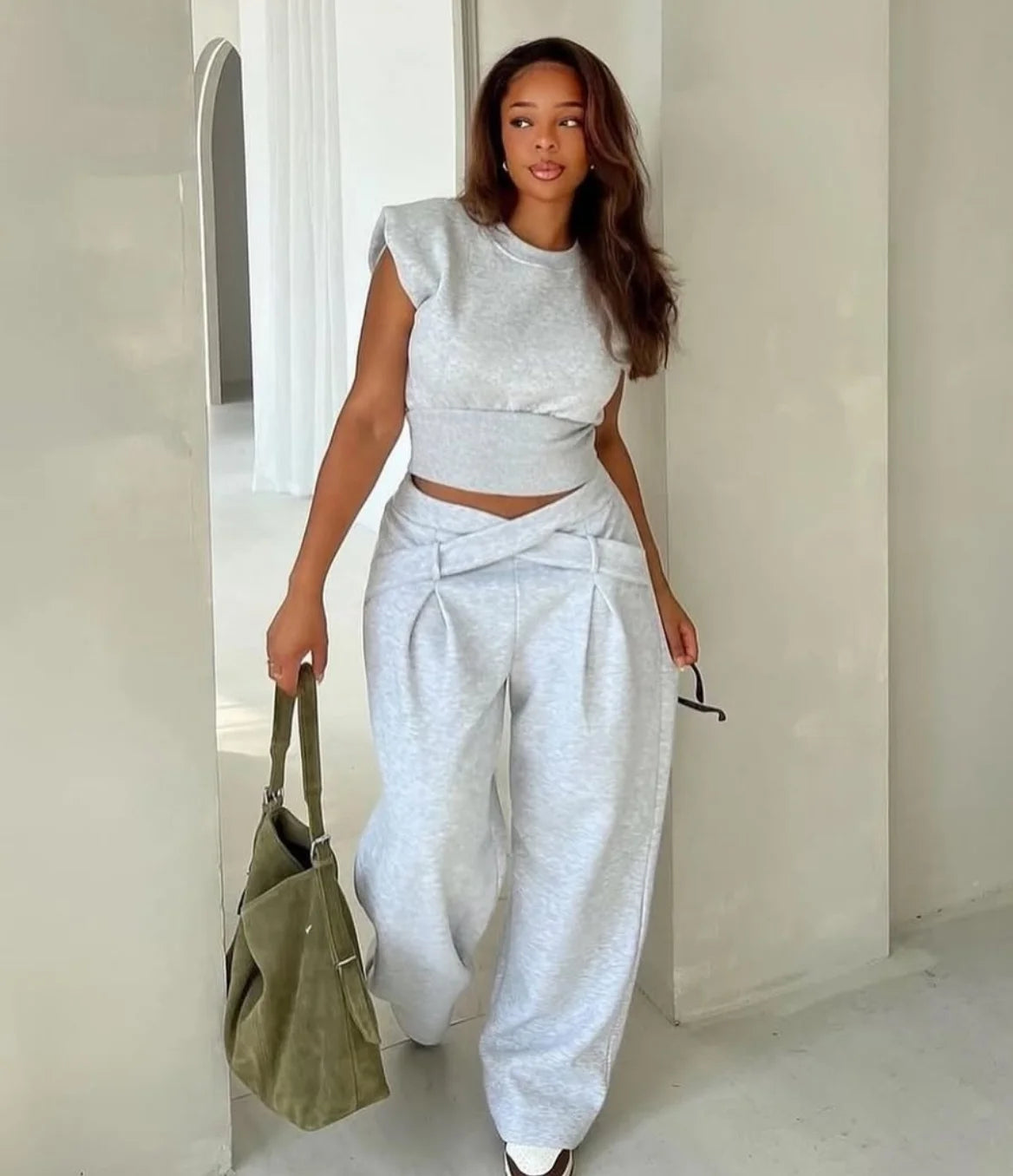 【2025 Summer New】Fashion Top & High Waist Straight Sweatpants Set for Women - Casual Tracksuit Two Piece Outfit | Solid Color/P