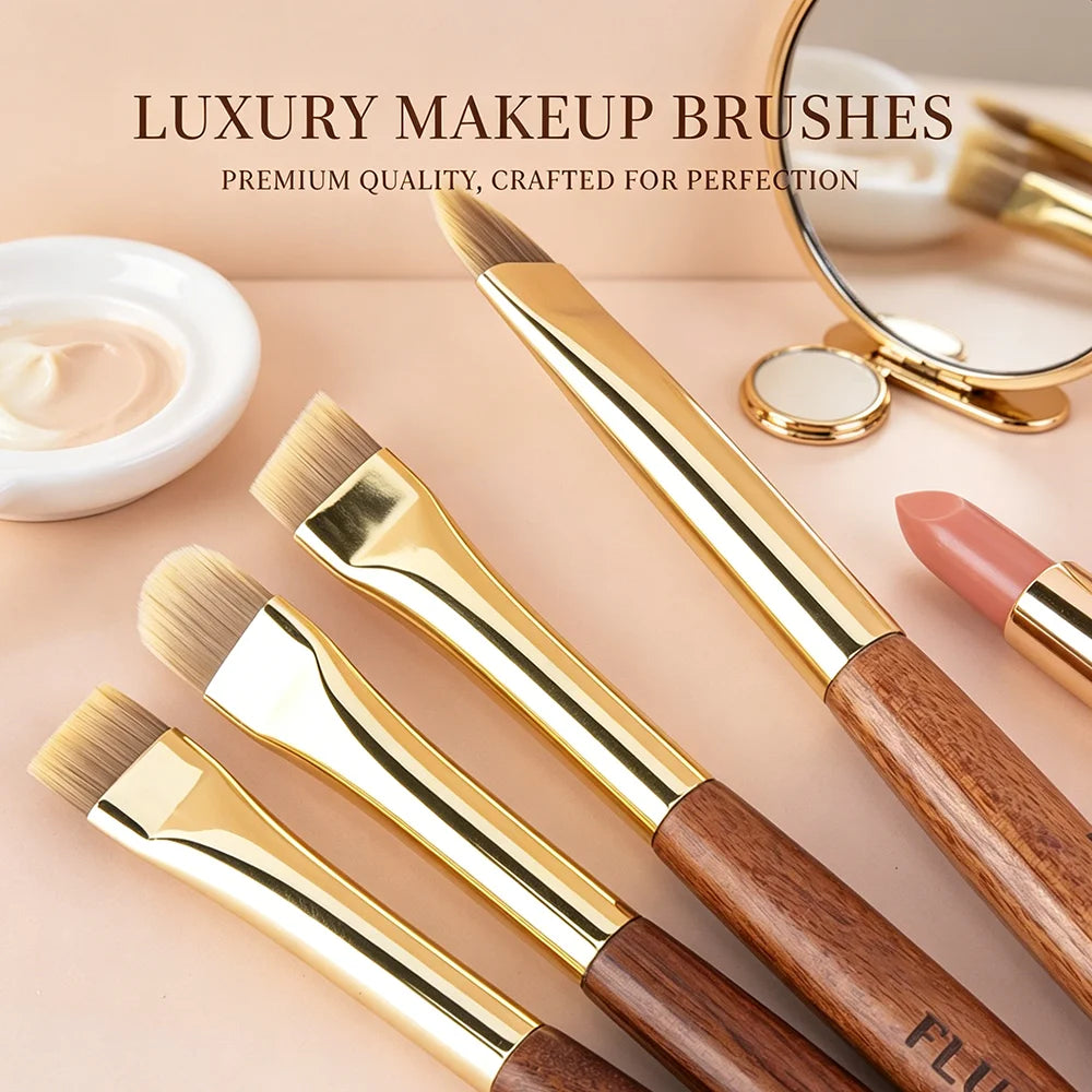 Concealer Crush Ultra Thin Concealer Brush Advanced Copper Tube Redwood Makeup Brush Precision Detail Makeup Tool for Beginners