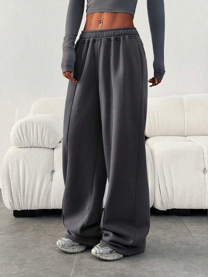 Women's Slant Pocket Wide Leg Sweatpants Elastic Waist Low Waist Loose Harajuku Sports Style Spring/Autumn Daily Street Trend