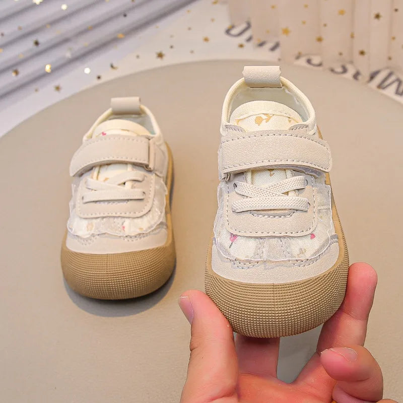 Baby Girls First Walker Shoes Hook and Loop Strap Lace Trim Soft Sole Cute Floral Print Non Slip Toddler Infant Footwear Colors