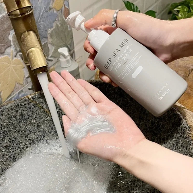 Deep Sea Mud Brighteing Body Wash Quick Whitening Moisturizing Brightening Exfoliating Acne Dirt Cleaning Shower Gel 300ml Halalzen