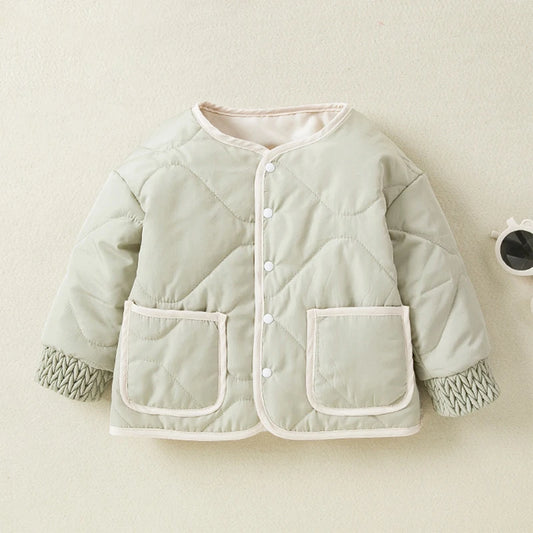 Kids Quilted Puffer Jacket with Hood and Zipper Closure Warm Winter Coat for Boys and Girls Outdoor Outerwear with Pockets