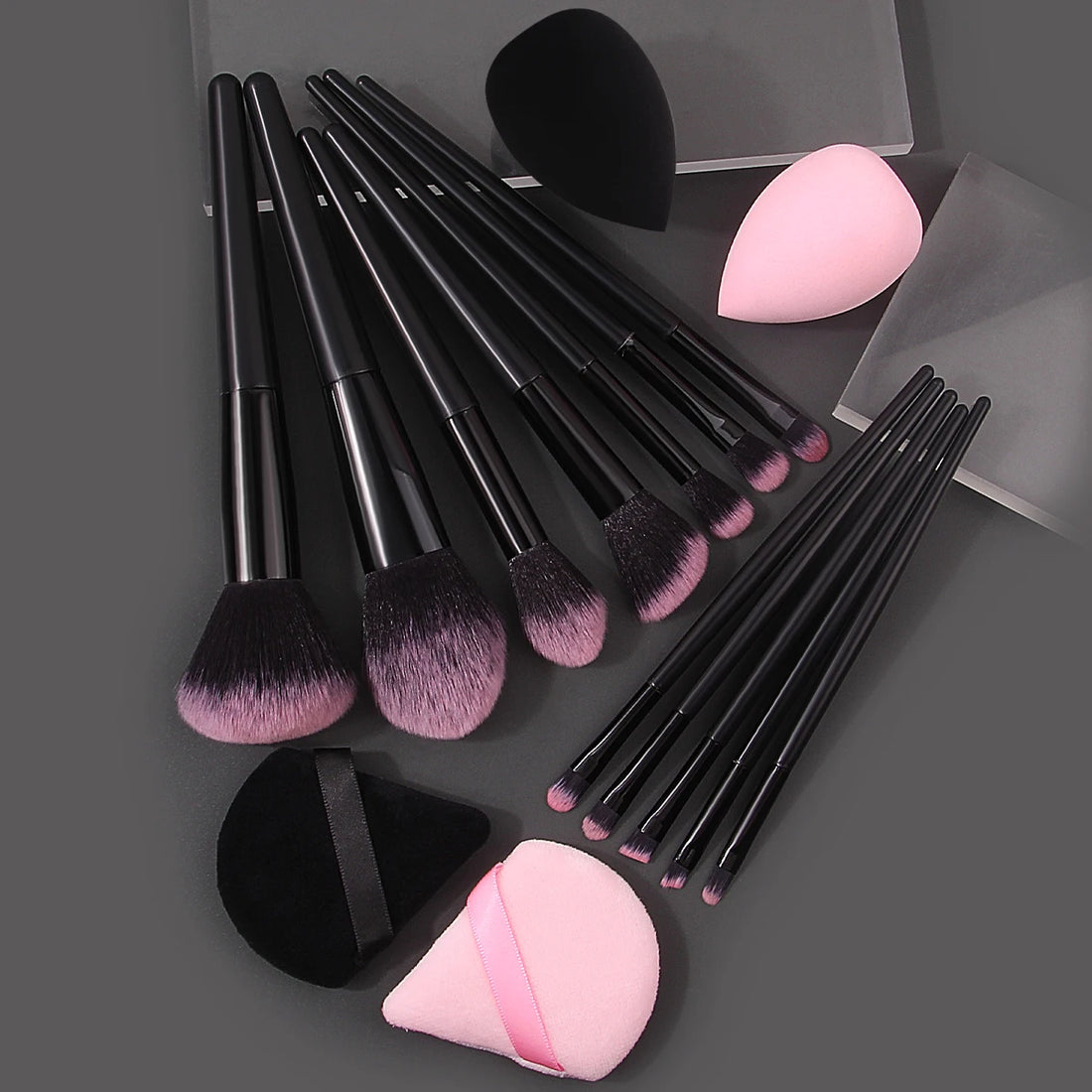 Hot-Selling 12/16PC Multi-Purpose Makeup Brush Set Featuring Ultra-Soft Makeup Powder Pads and Sponge Makeup Eggs with All Tools