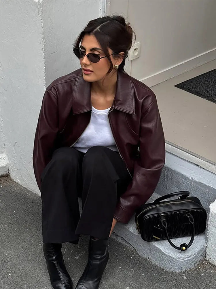 Ladies' burgundy PU leather short jacket fashionable autumn lapel jacket zipper high street loose leather jacket