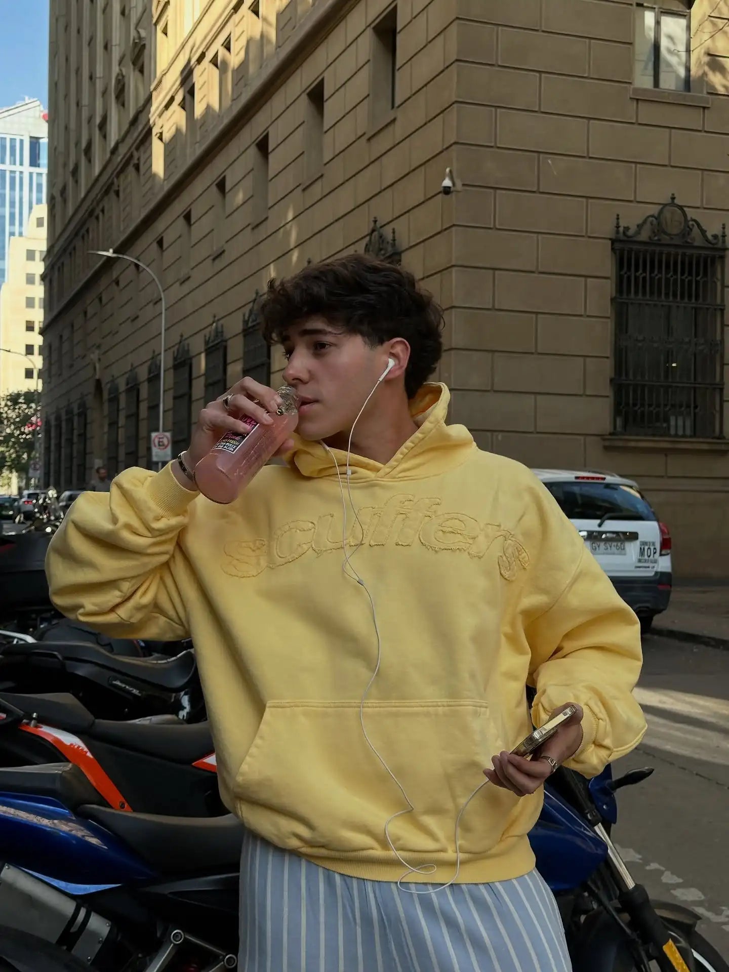 Y2k Yellow Embroidery Loose Sweatshirt Women Korean Harajuku Style Casual Pullover Long Sleeve Crop Top Street Fashion Unise