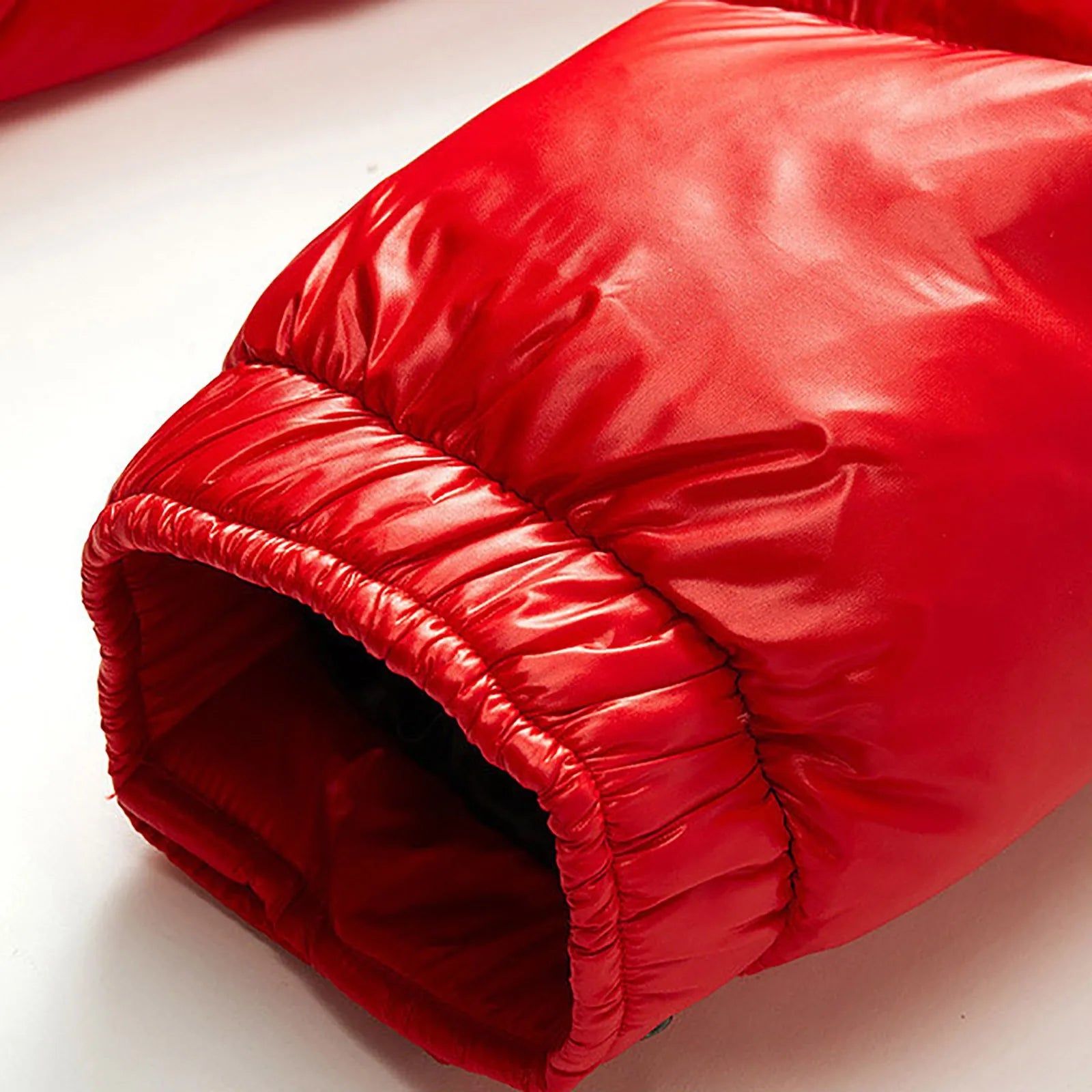 Men's Down Jacket Casual Black Glossy Couple Unisex Hooded Puffer Outwears Mens Lightweight Warm Thickened Bread Padded Coat