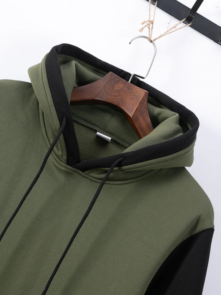 Fall/Winter Men's Loose Hooded Sweatshirt with Long Sleeves for Business Casual Wear, Fashionable Multi-Colored Shirt for Men