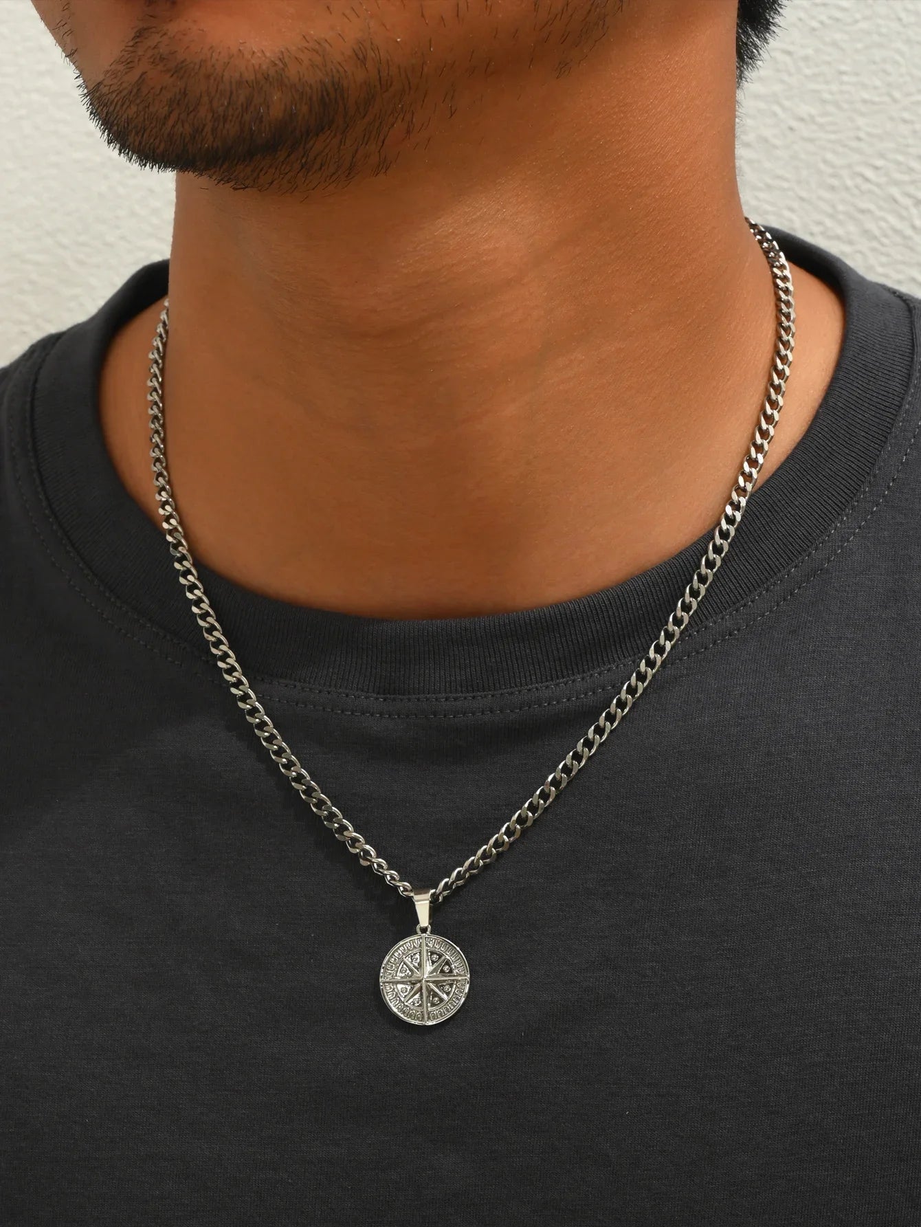 Men's Silver Color Punk Style Metal Chain Necklace Pendant Compass Shape Star Fashion Men's Necklace Jewelry