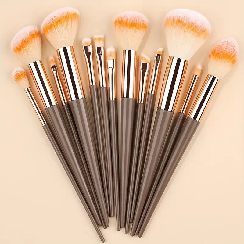 13Pcs Makeup Brushes Set Soft Fluffy Eye Shadow Highlighter Concealers Brush Blush Loose Powder Brush Blending Women Beauty Tool