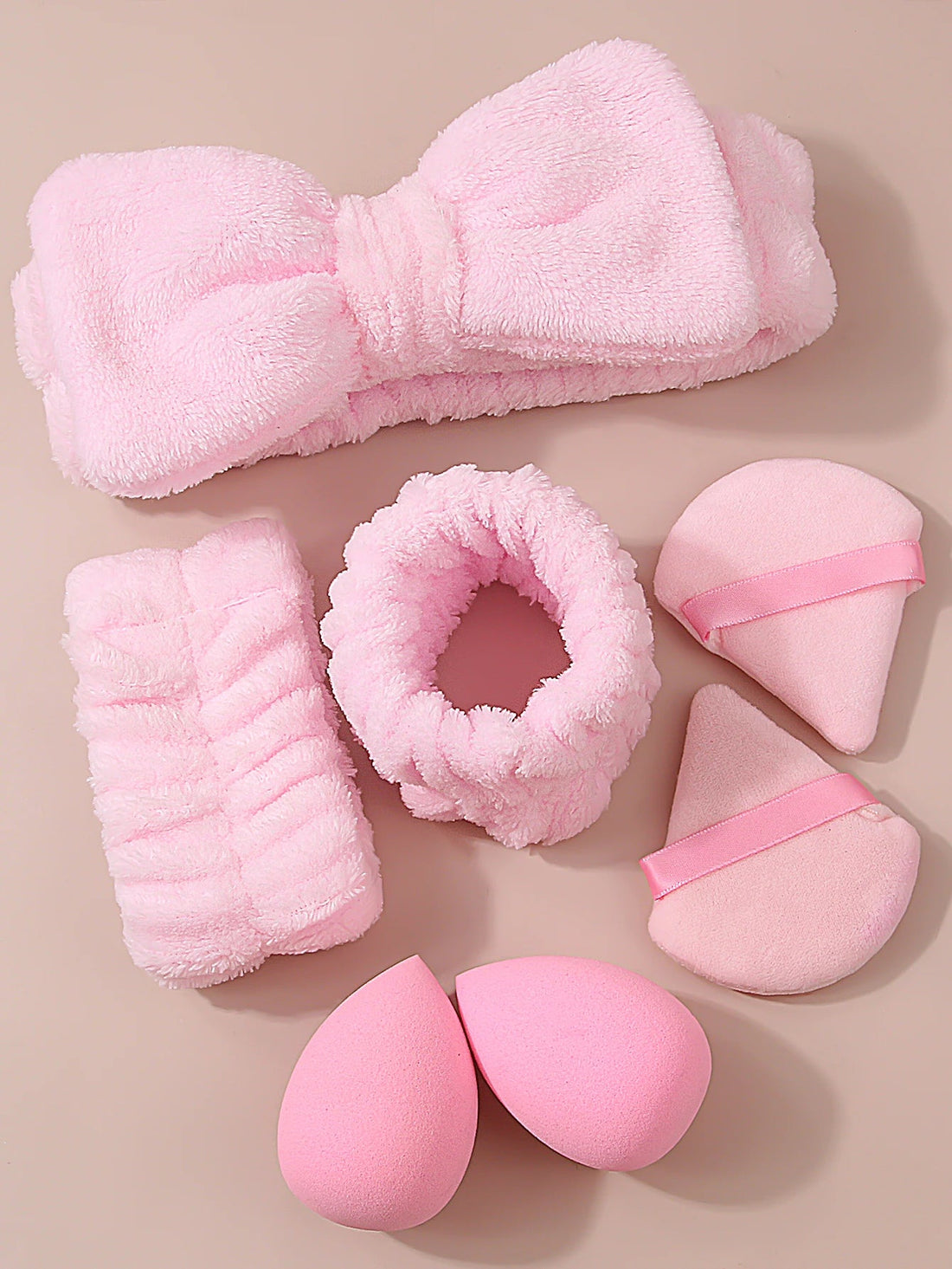 17PCS Pink makeup brush set, multi-functional facial brush + soft hair band wrist strap + fine sponge egg triangular powder puff Halalzen