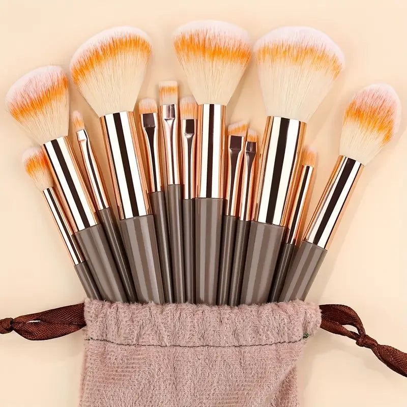 13Pcs Makeup Brushes Set Soft Fluffy Eye Shadow Highlighter Concealers Brush Blush Loose Powder Brush Blending Women Beauty Tool
