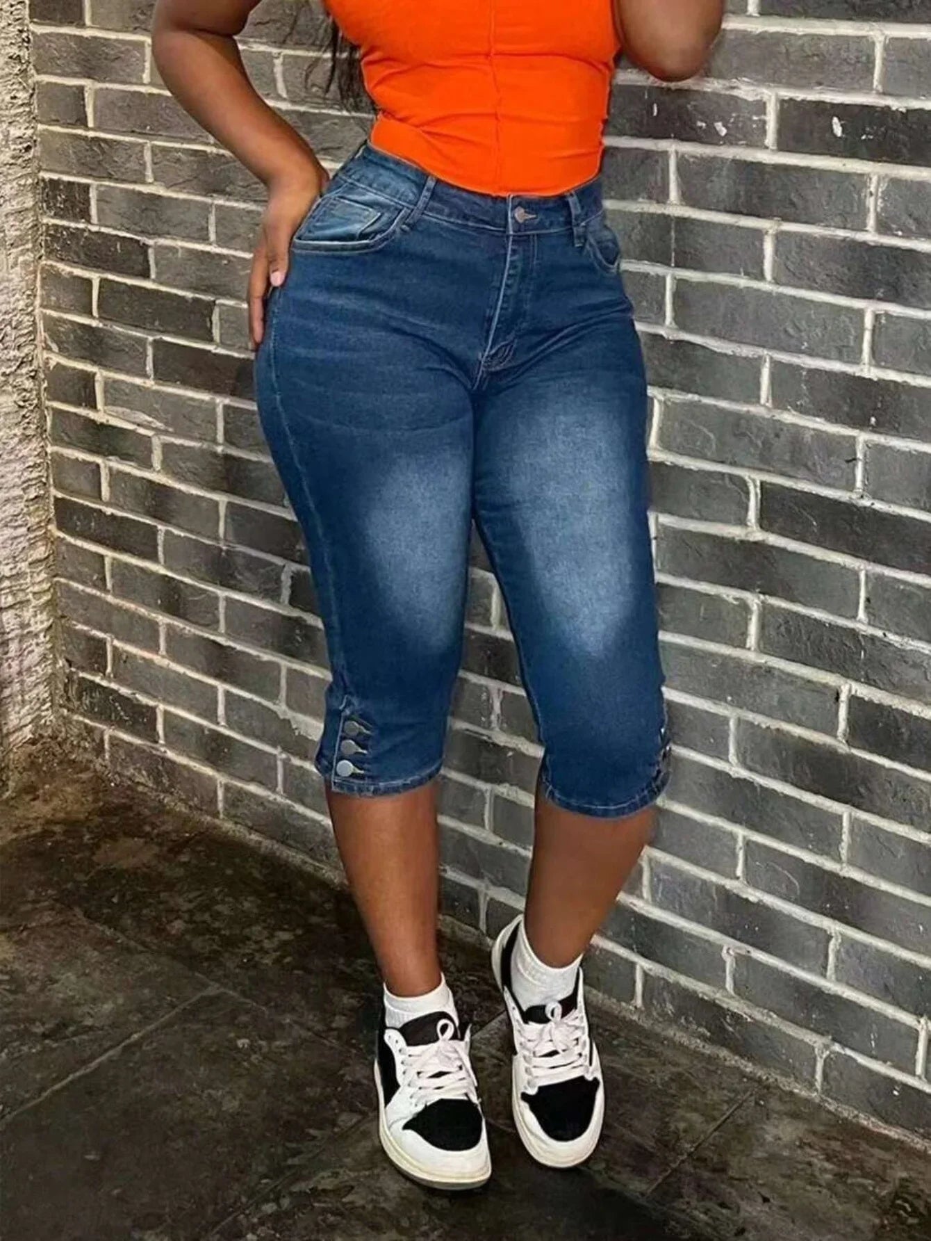 Plus size women's elegant dark blue high waist skinny cropped jeans