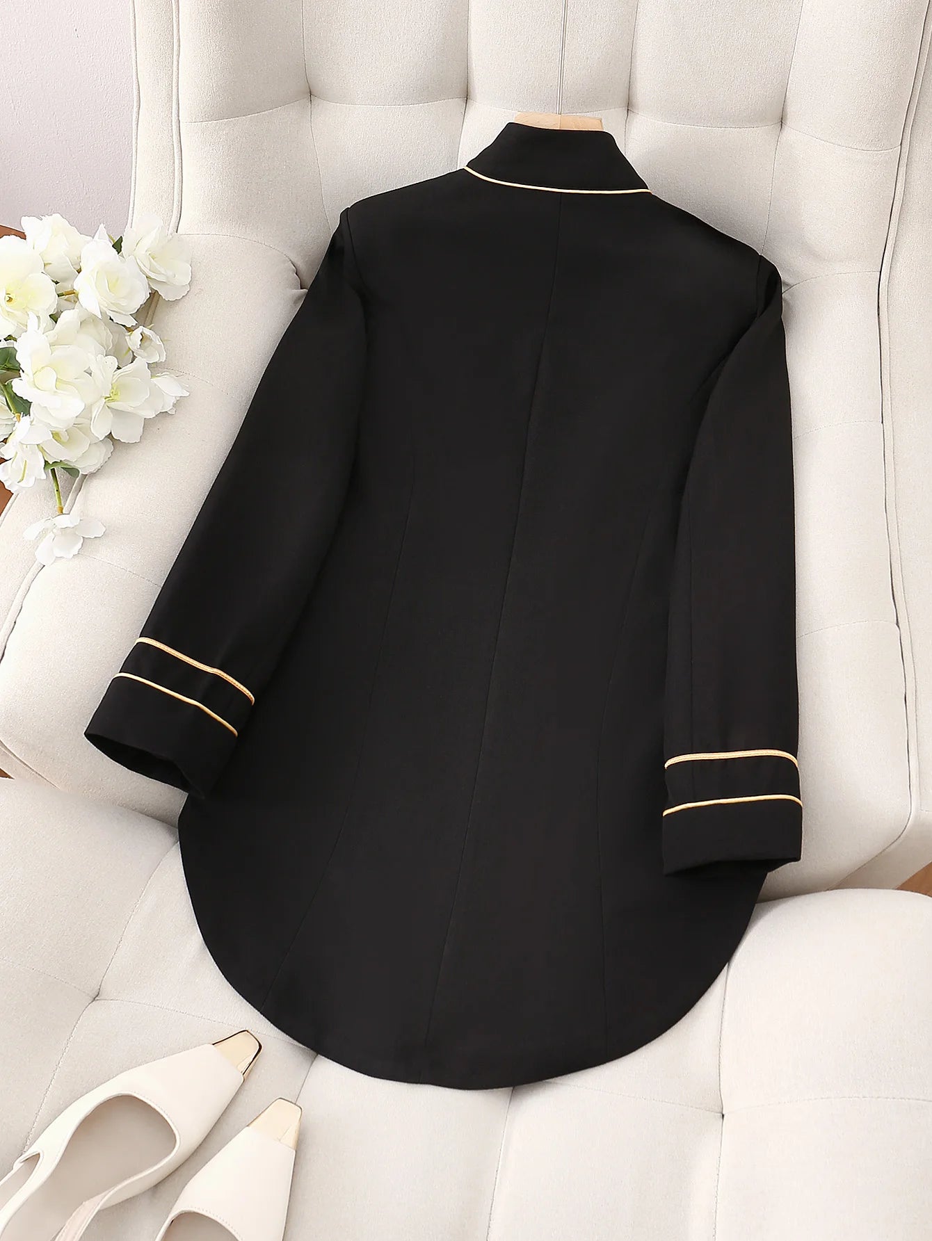 Elegant Black Double-Breasted Blazer with Golden Buttons -Long Sleeves, Polyester Fabric, Perfect for Spring/Fall, Formal Attire
