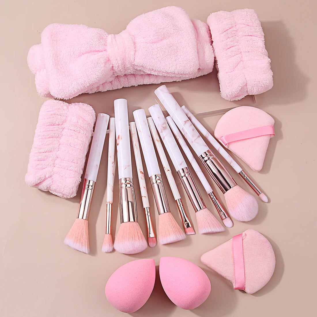17PCS Pink makeup brush set, multi-functional facial brush + soft hair band wrist strap + fine sponge egg triangular powder puff Halalzen