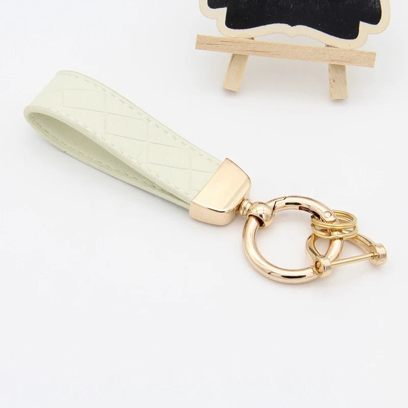 Soft TPU Car Key Cover Case Shell Bag For Audi A3 A4 A5 A6L C6 8L 8P B6 B7 B8 C6 RS3 Q3 Q7 TT 8L 8V S3 Protector Accessories