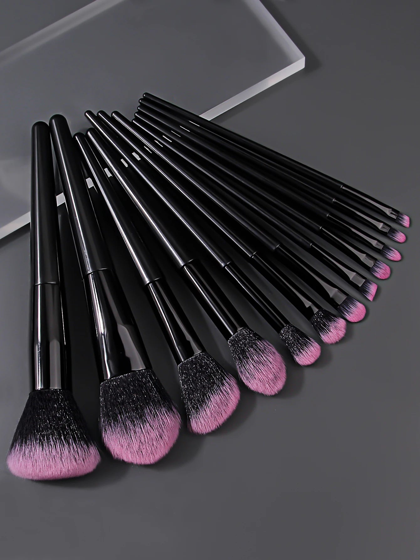 Hot-Selling 12/16PC Multi-Purpose Makeup Brush Set Featuring Ultra-Soft Makeup Powder Pads and Sponge Makeup Eggs with All Tools