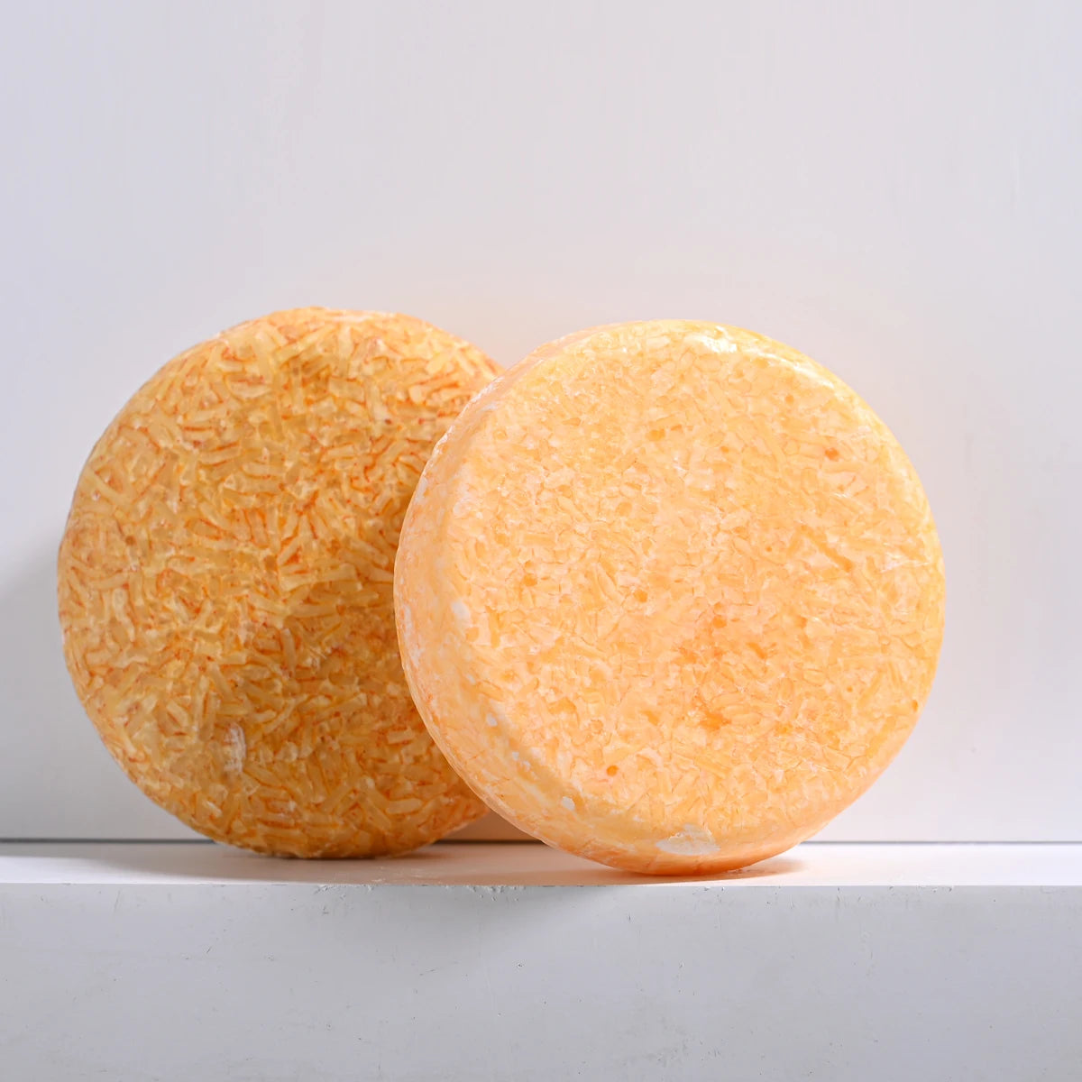 Ginger vitamin C essence shampoo vegetable essential oil soap turmeric powder fluffy and nourishing deep cleaning soap Halalzen