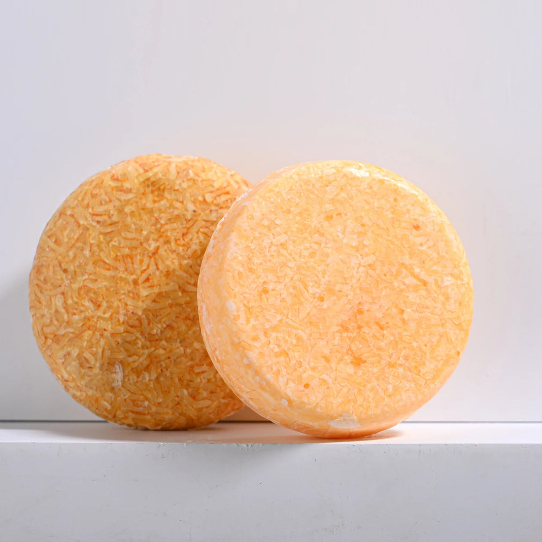 Ginger vitamin C essence shampoo vegetable essential oil soap turmeric powder fluffy and nourishing deep cleaning soap Halalzen