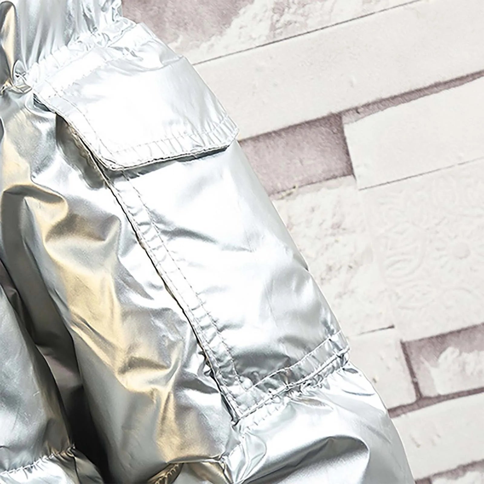 Men's Winter Parkas Solid Color Casual Glossy Warm Down Jacket With Hood Fashion Zipper Fleece Lined Puffer Outwears Jacket