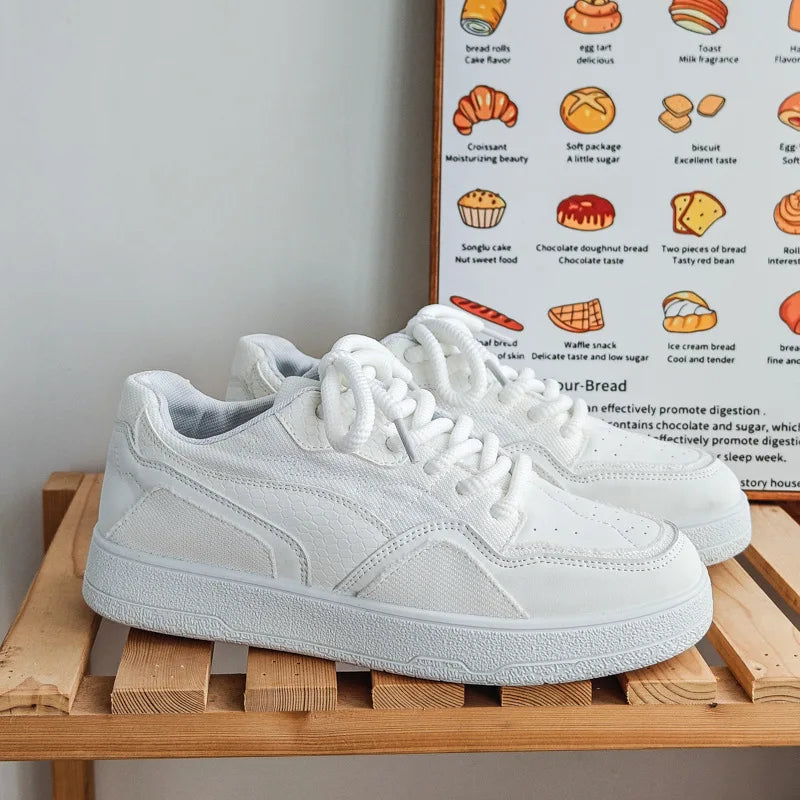 Thick soled men's autumn new versatile casual sports low top board shoes height increasing soft sole wear-resistant trendy shoes