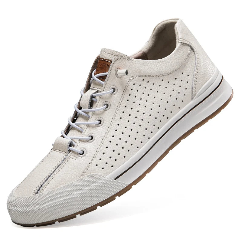Men's Casual Breathable Flat Shoe Perforated Lightweight And Comfortable Daily Walking Shoe Classic Outdoor Low-Top Driving Shoe