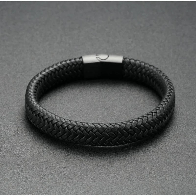 PU Leather Bracelet – Unisex Vintage Braided Cuff for Christmas/Halloween/Father’s Day
