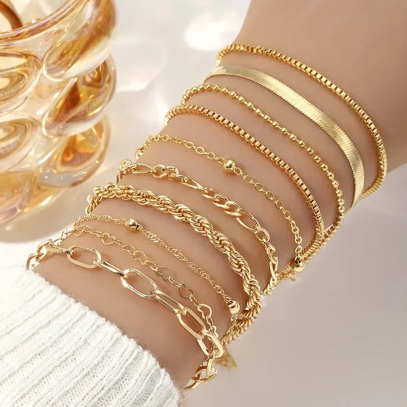 Fashion Flat & Box Chain Bracelet Set – Heart-Shaped Twisted Stackable Bracelets