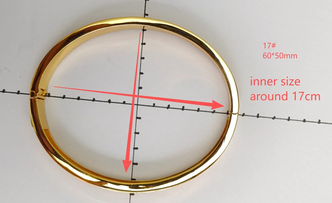 DOREMI DIY Zirkonia-Buchstaben-Armreifen mit personalisiertem Namen, abnehmbaren Schiebeanhängern und Schiebe-Armreifen