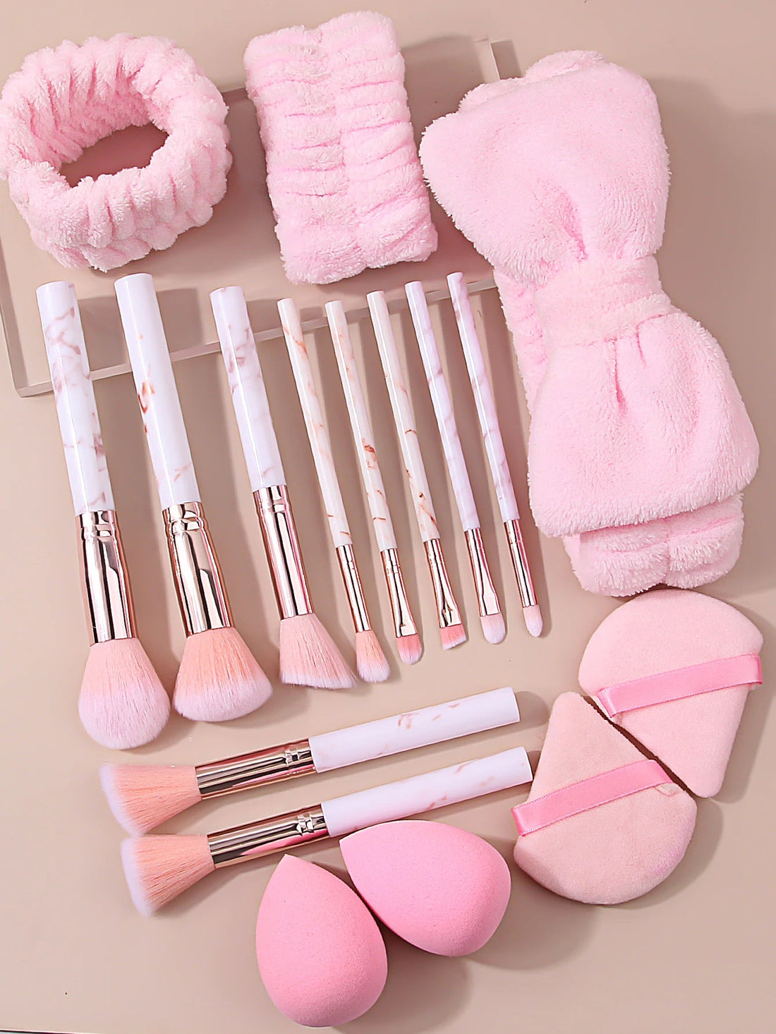 17PCS Pink makeup brush set, multi-functional facial brush + soft hair band wrist strap + fine sponge egg triangular powder puff Halalzen