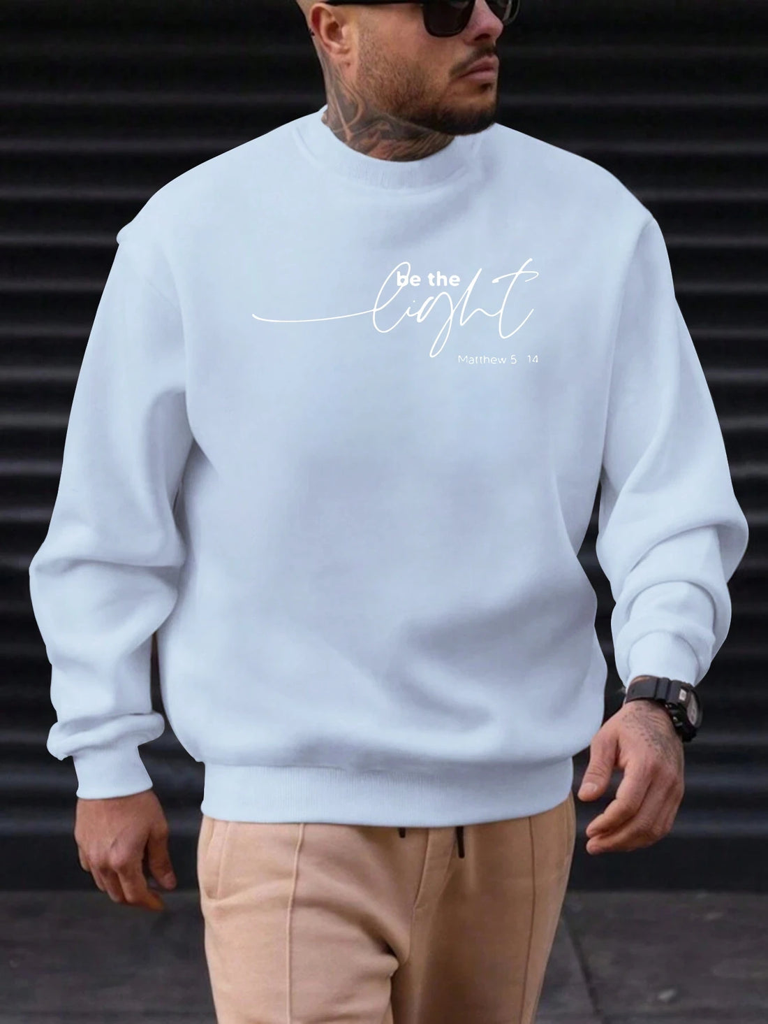 Men's Comfy Warm Round Neck Sweatshirt BE THE LIGHT Pattern Printing 2025 New Trending Fashion Casual High Quality Top Clothing