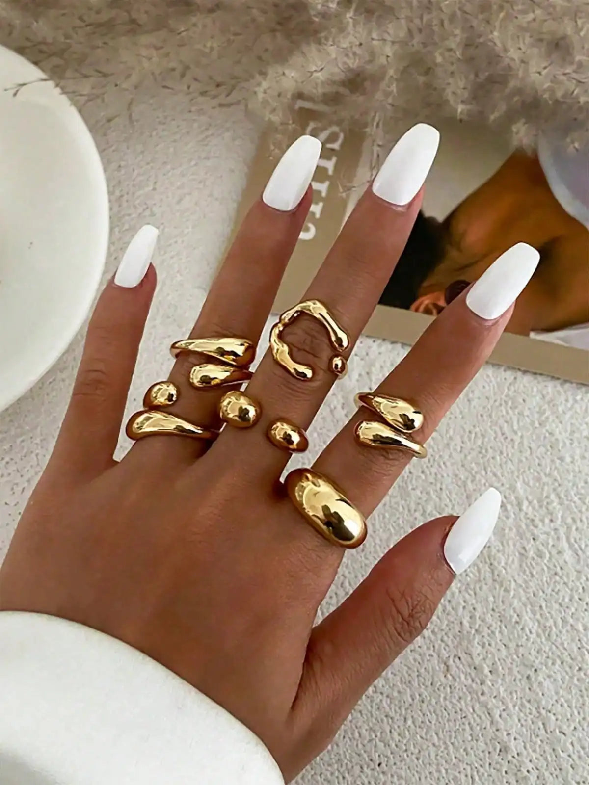 6pcs/Set Vintage Minimalist Alloy Molten Lava Teardrop Design Open Rings, Asymmetrical Fashionable Thick Metal Gold Tone Ring Se
