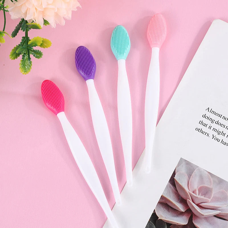 5 Pcs Lip Scrub Brush Silicone Brush Tool Double Sided Mini Exfoliating Brush Exfoliating Lip Brush Lip Scrub Tool for Dark Lips Halalzen