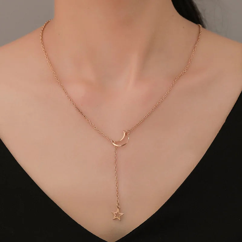 Simple Moon & Star Pendant Choker – Gold Alloy Chain Necklace