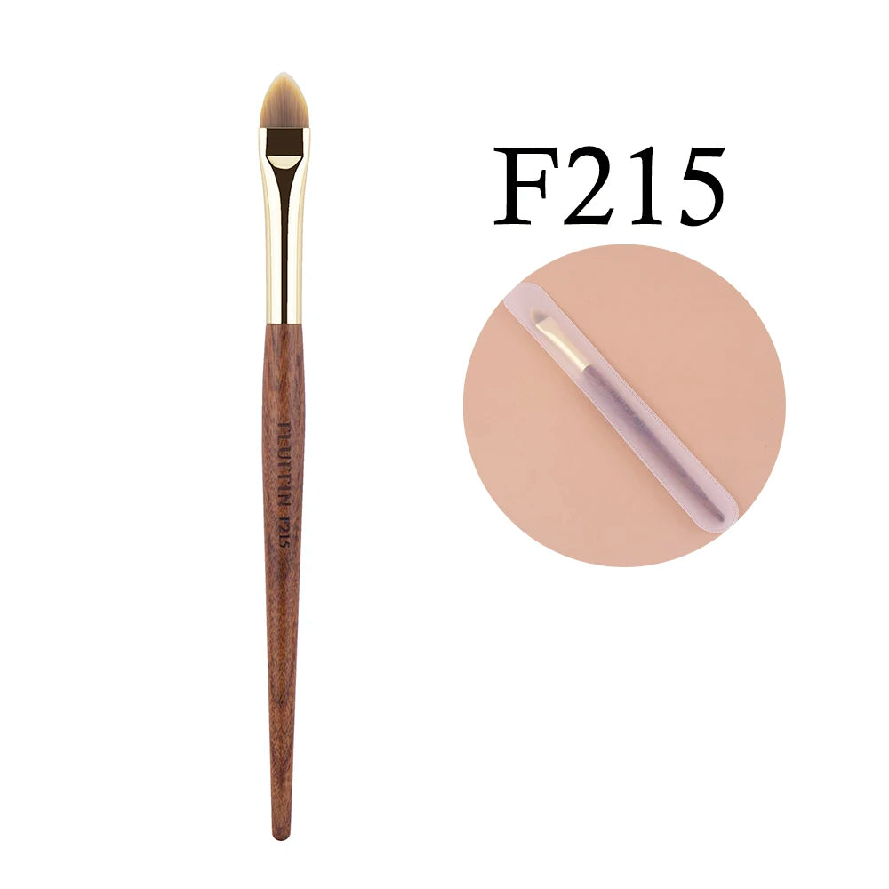 Concealer Crush Ultra Thin Concealer Brush Advanced Copper Tube Redwood Makeup Brush Precision Detail Makeup Tool for Beginners